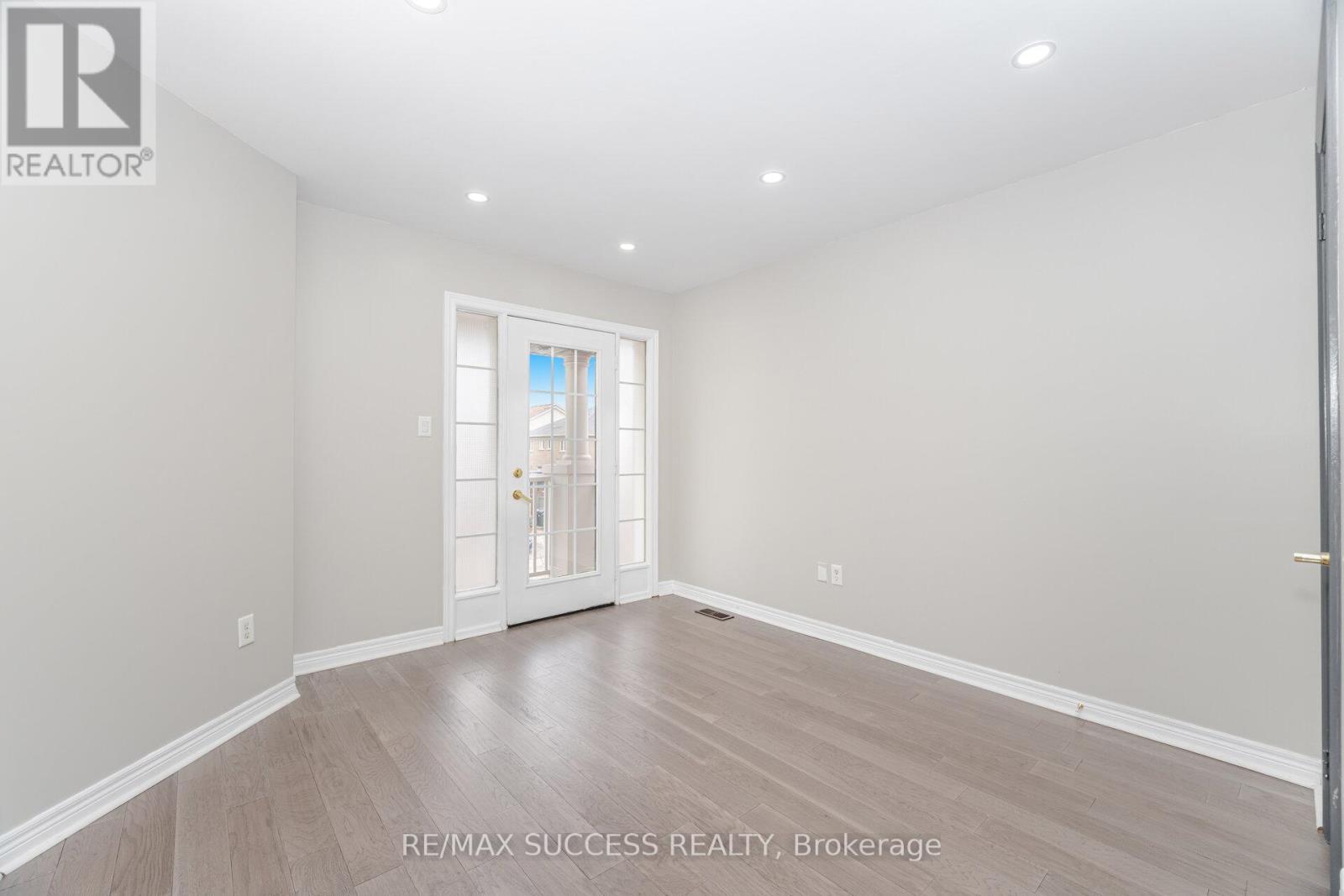 3056 Doyle Street, Mississauga, ON - Indoor Photo Showing Other Room