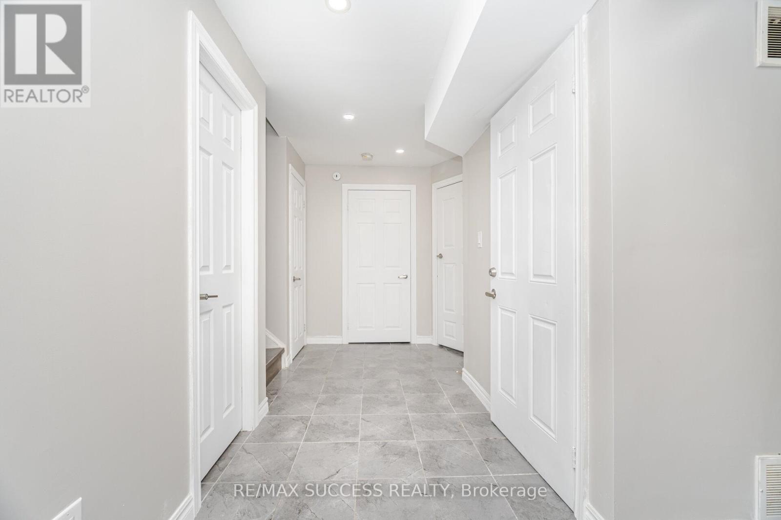 3056 Doyle Street, Mississauga, ON - Indoor Photo Showing Other Room