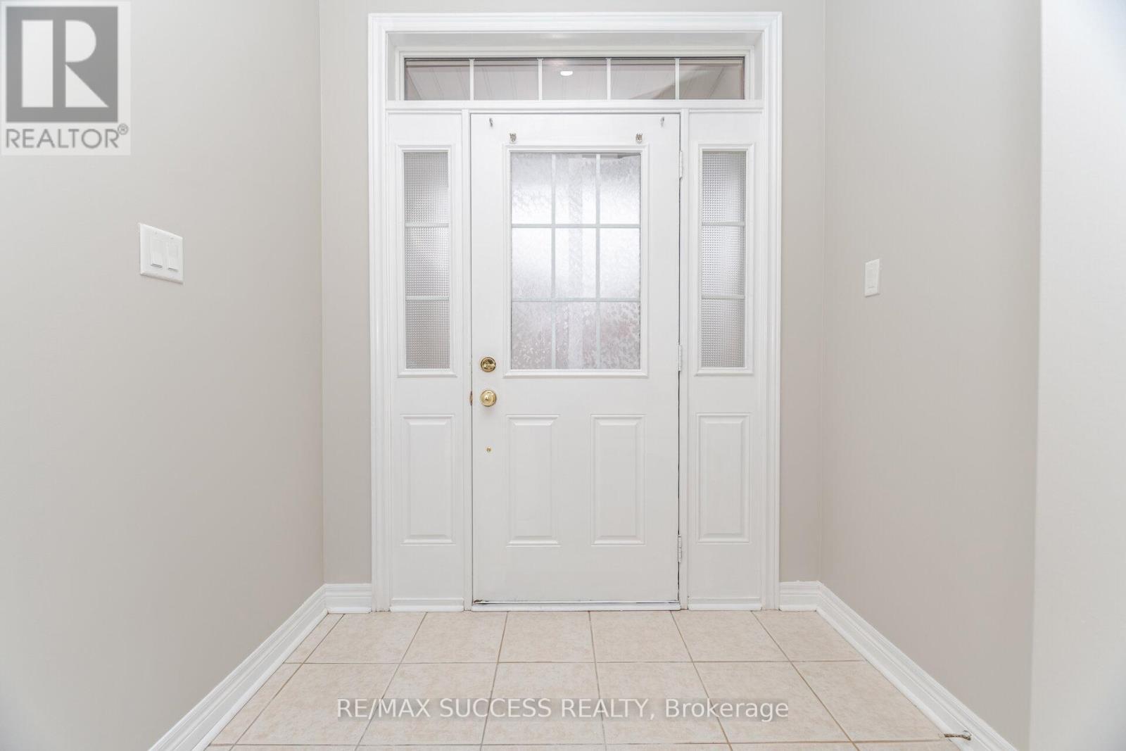 3056 Doyle Street, Mississauga, ON - Indoor Photo Showing Other Room