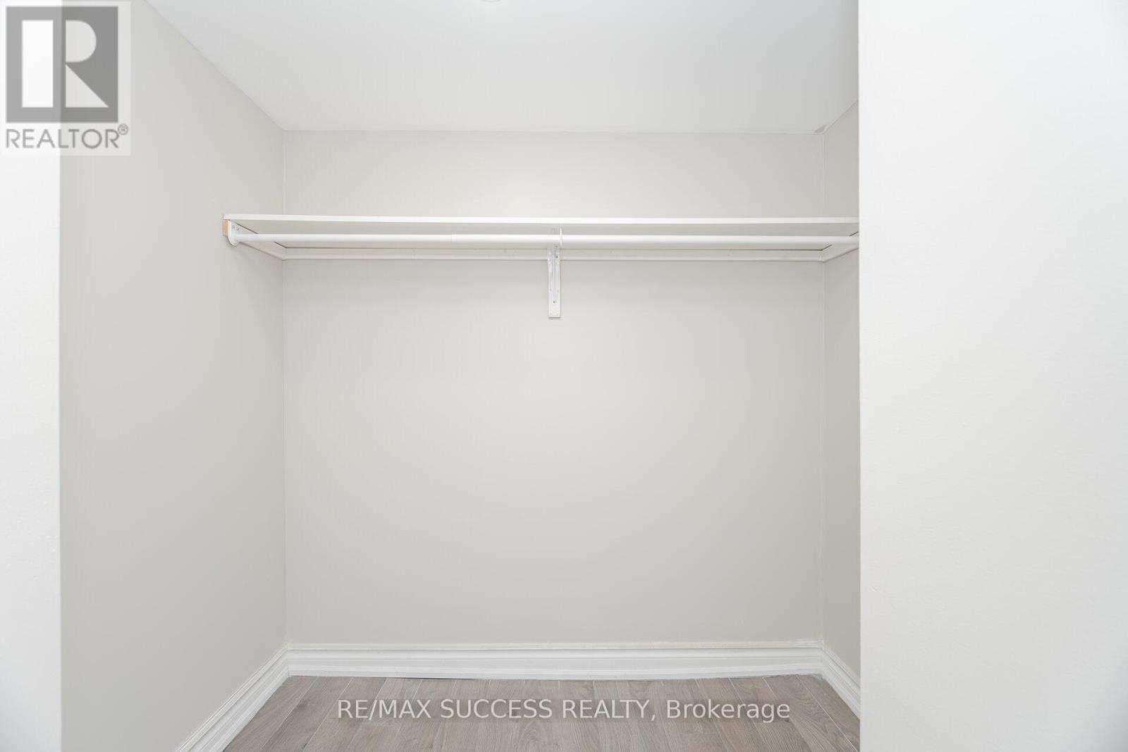 3056 Doyle Street, Mississauga, ON - Indoor With Storage