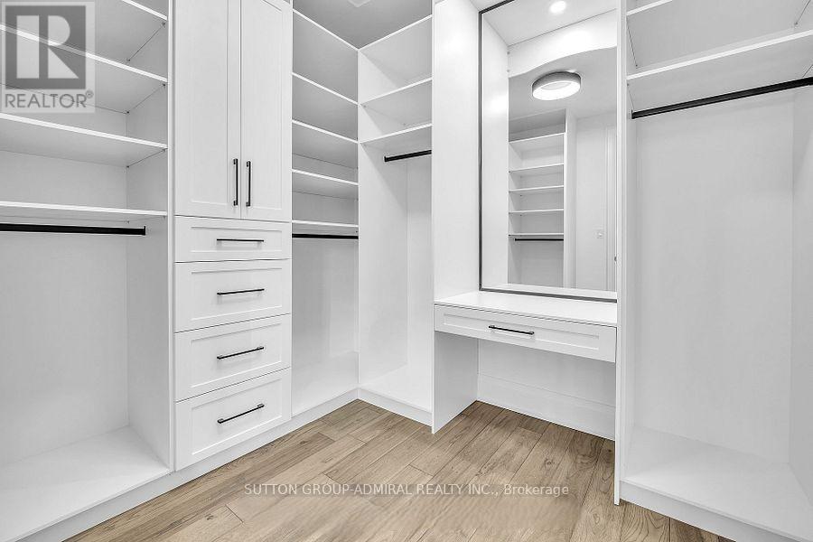 1377 Rometown Drive, Mississauga, ON - Indoor With Storage