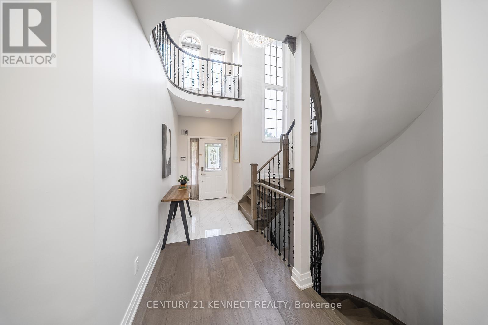 656 Kaiser Drive, Mississauga, ON - Indoor Photo Showing Other Room