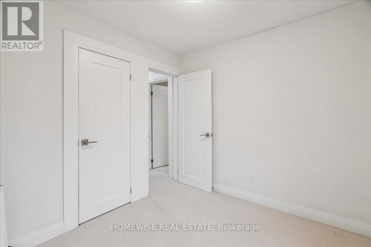 20 Greenaway Avenue, Hamilton, ON - Indoor Photo Showing Other Room