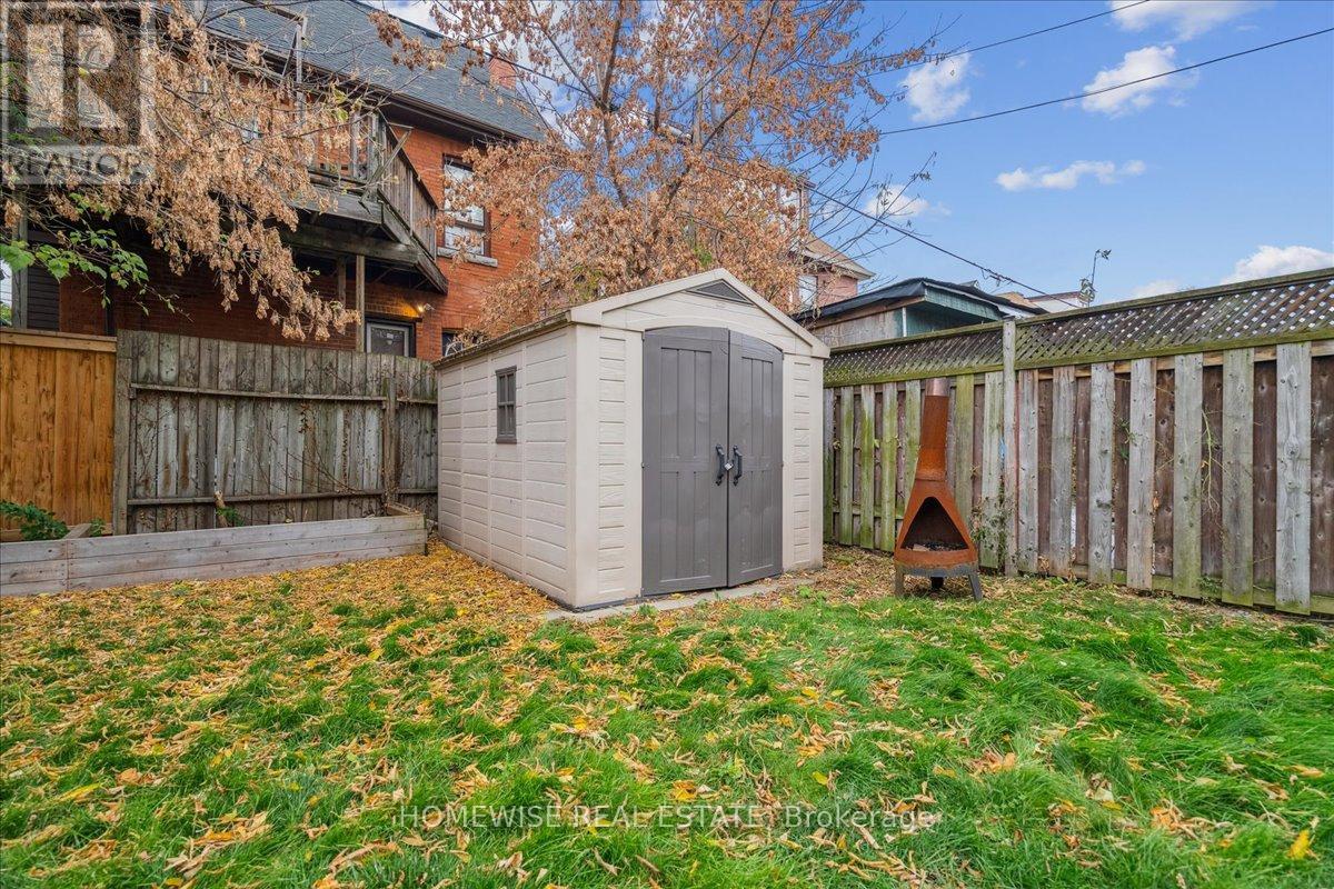 20 Greenaway Avenue, Hamilton, ON - Outdoor