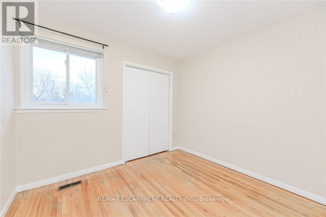 5479 Schueller Crescent, Burlington, ON - Indoor Photo Showing Other Room