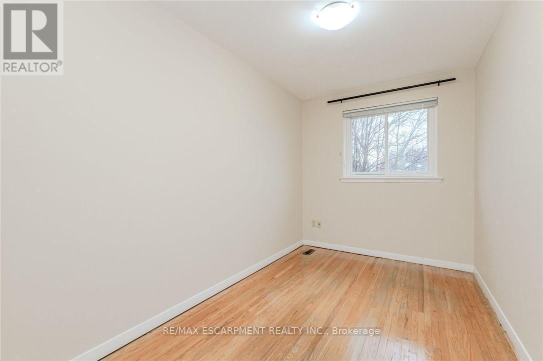 5479 Schueller Crescent, Burlington, ON - Indoor Photo Showing Other Room