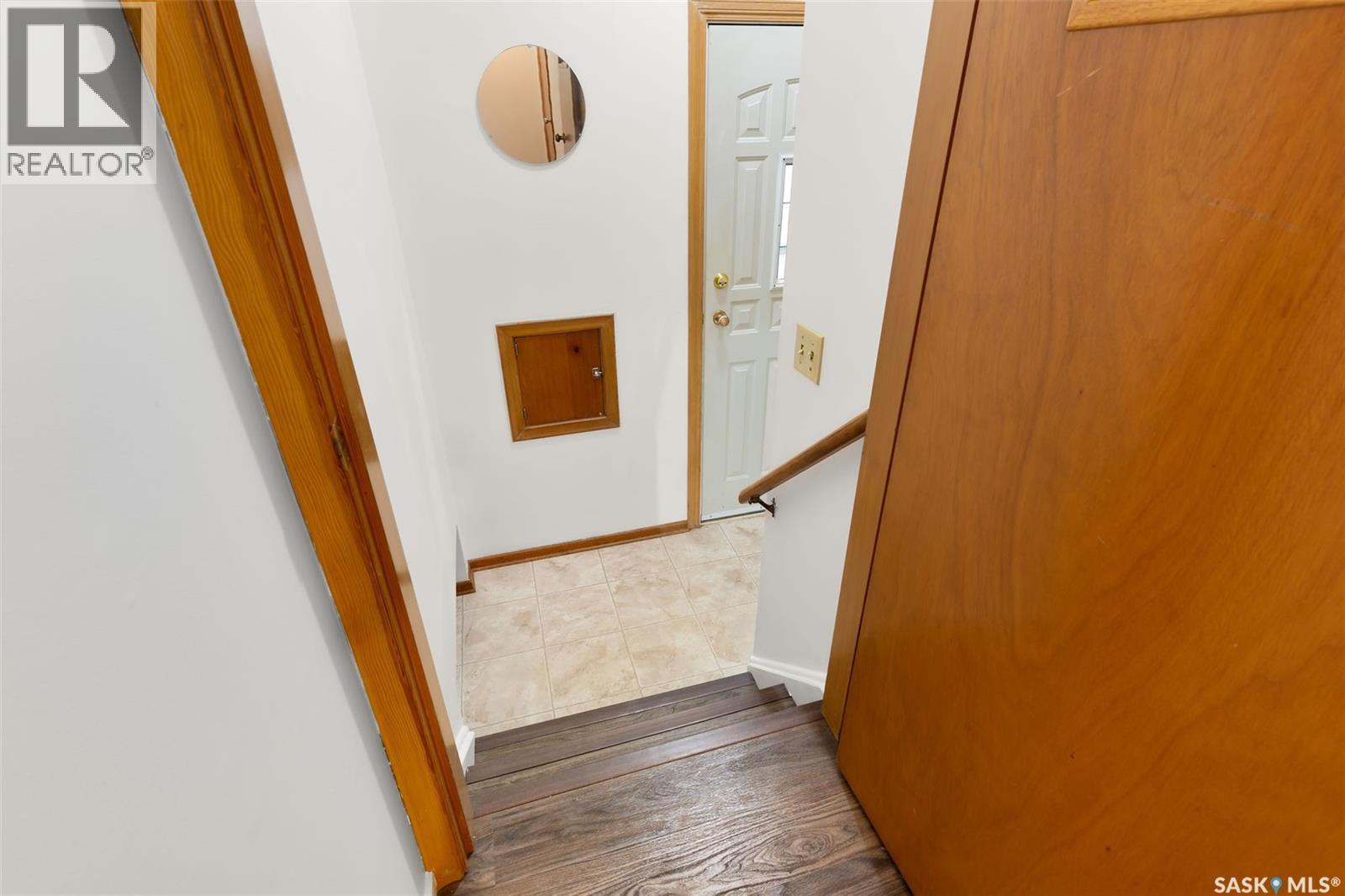 1020 9Th Avenue E, Regina, SK - Indoor Photo Showing Other Room