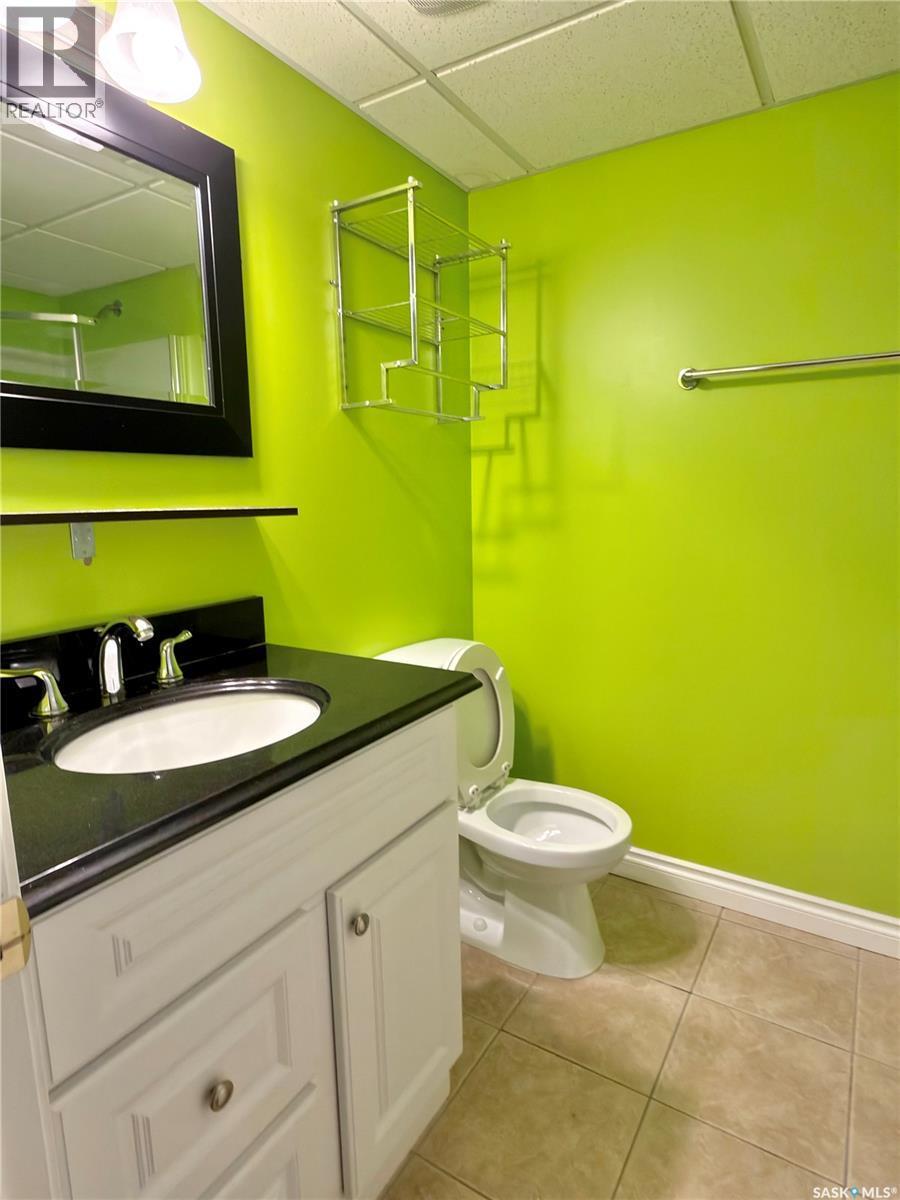 538 Carter Way, Saskatoon, SK - Indoor Photo Showing Bathroom