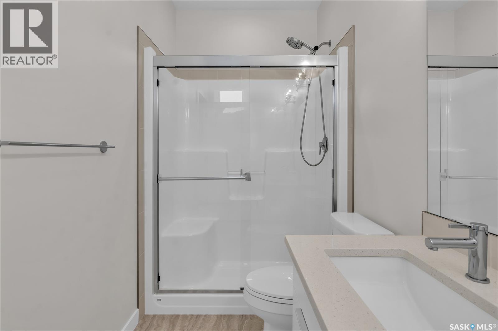 201 3581 Evans Court, Regina, SK - Indoor Photo Showing Bathroom