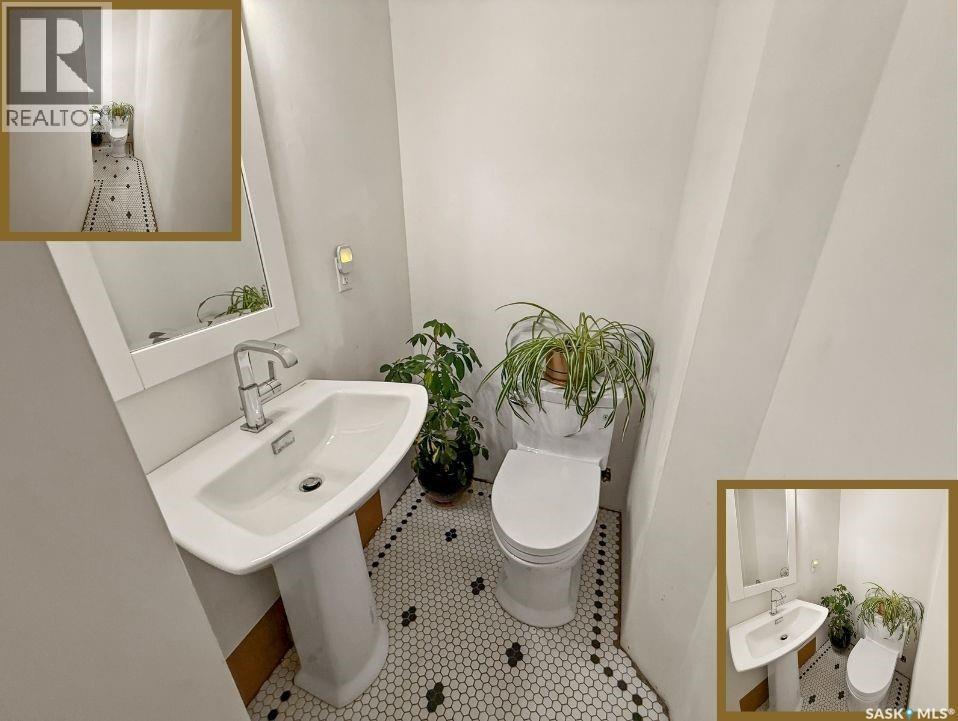 735 Sidney Street E, Swift Current, SK - Indoor Photo Showing Bathroom