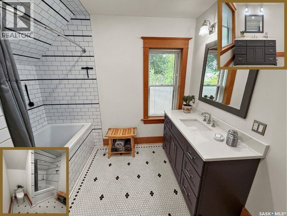 735 Sidney Street E, Swift Current, SK - Indoor Photo Showing Bathroom