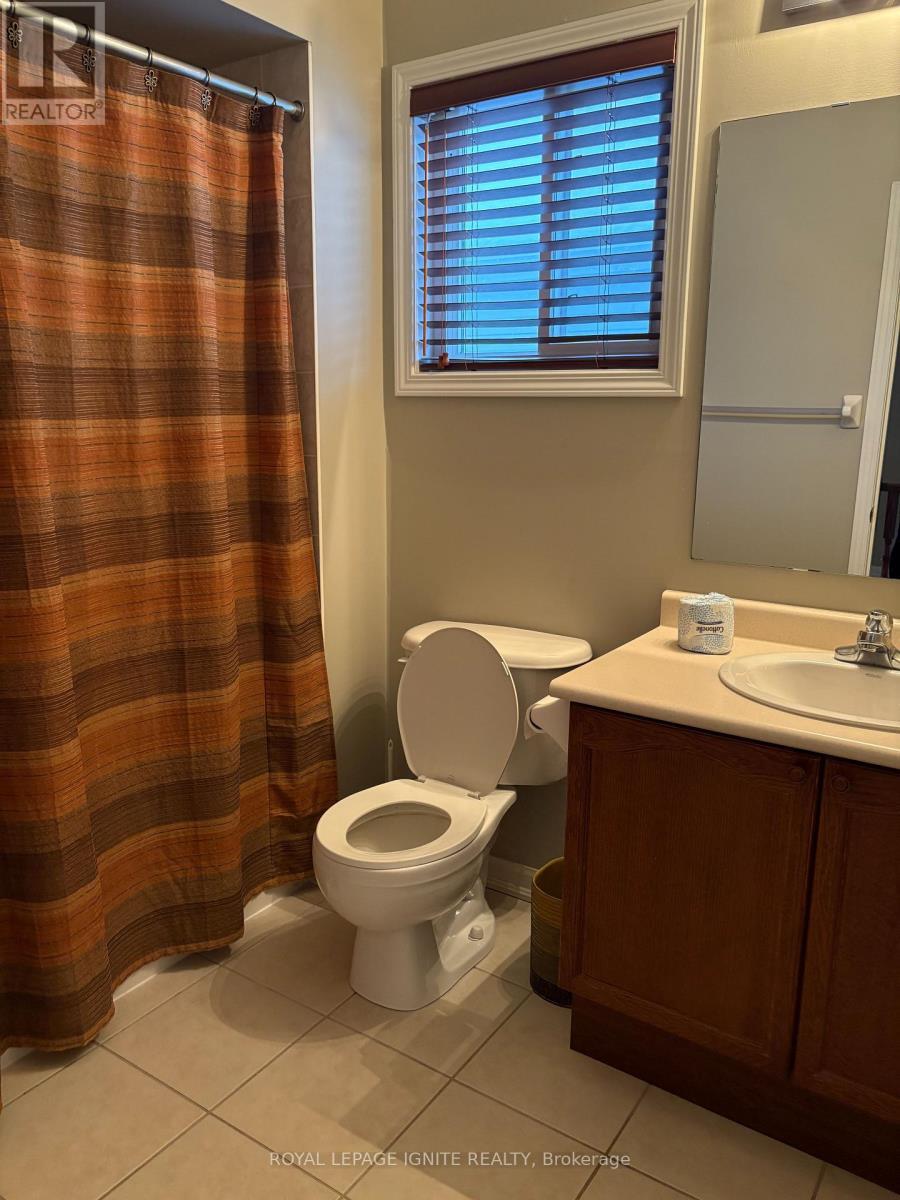 18 Red Pine Crescent, Wasaga Beach, ON - Indoor Photo Showing Bathroom