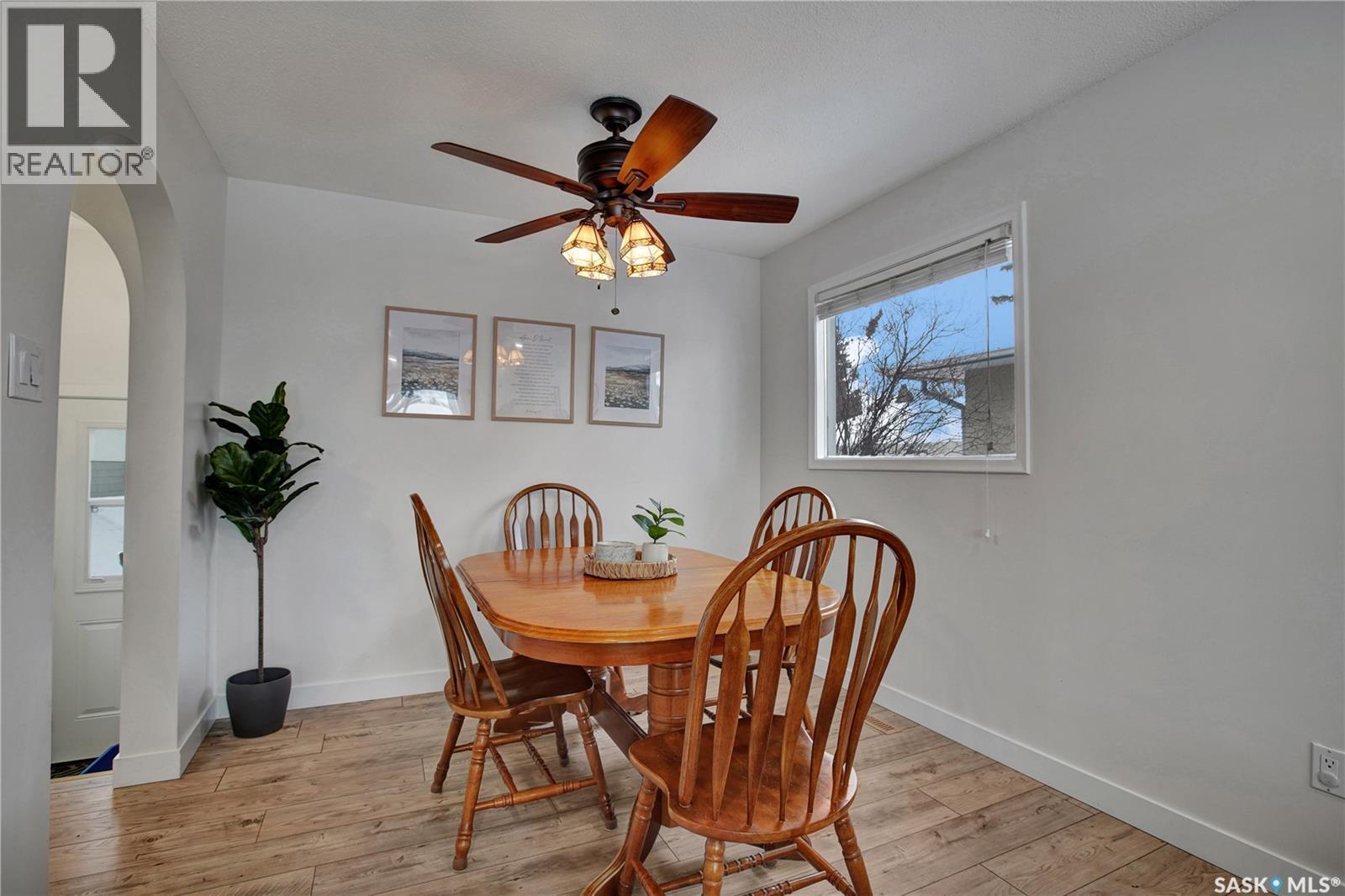 1814 Richardson Road, Saskatoon, SK - Indoor Photo Showing Dining Room