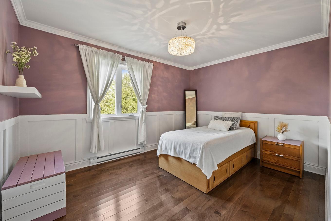 Chambre à coucher - 182 Rue De Saguenay, Bromont, QC - Indoor Photo Showing Bedroom