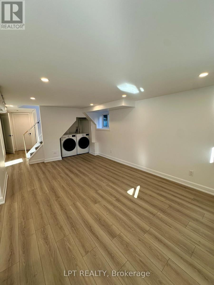 2101 Arch Street, Ottawa, ON - Indoor Photo Showing Other Room