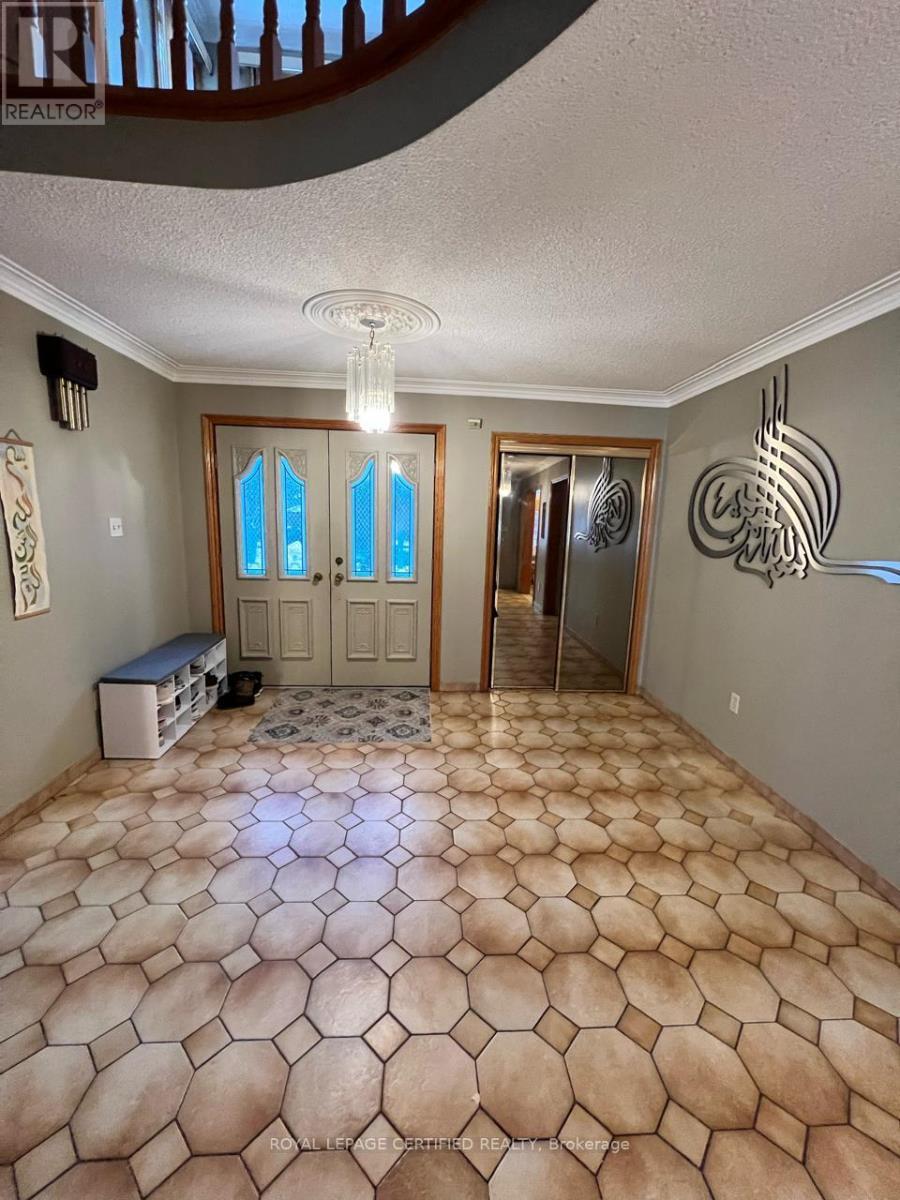 4261 Capilano Court, Mississauga, ON - Indoor Photo Showing Other Room