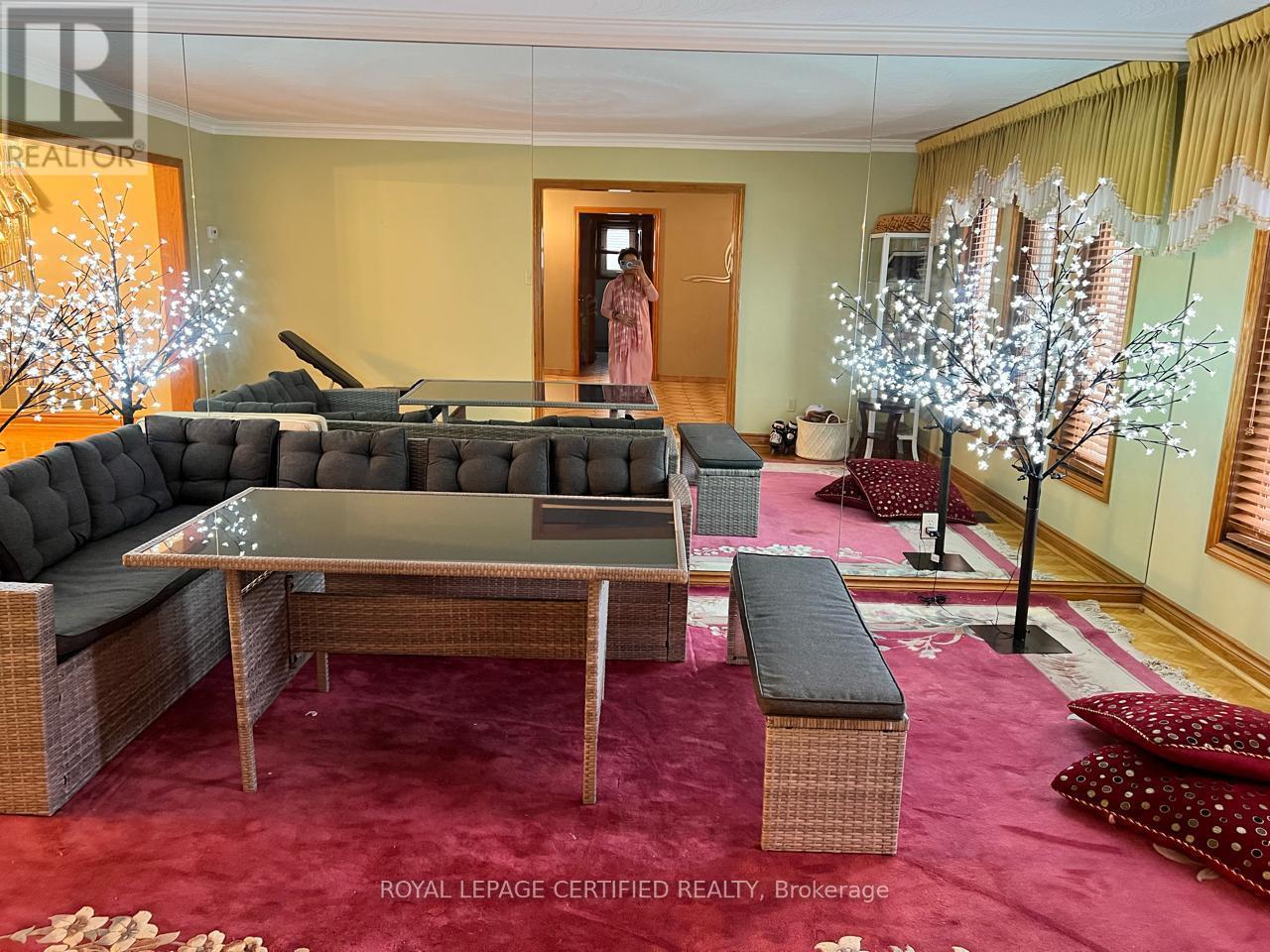 4261 Capilano Court, Mississauga, ON - Indoor