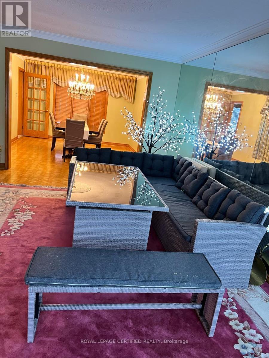 4261 Capilano Court, Mississauga, ON - Photo Showing Other Room