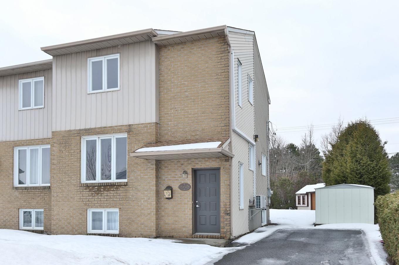 Frontage - 660 Rue Boisvert, Saint-Jean-Sur-Richelieu, QC - Outdoor With Exterior