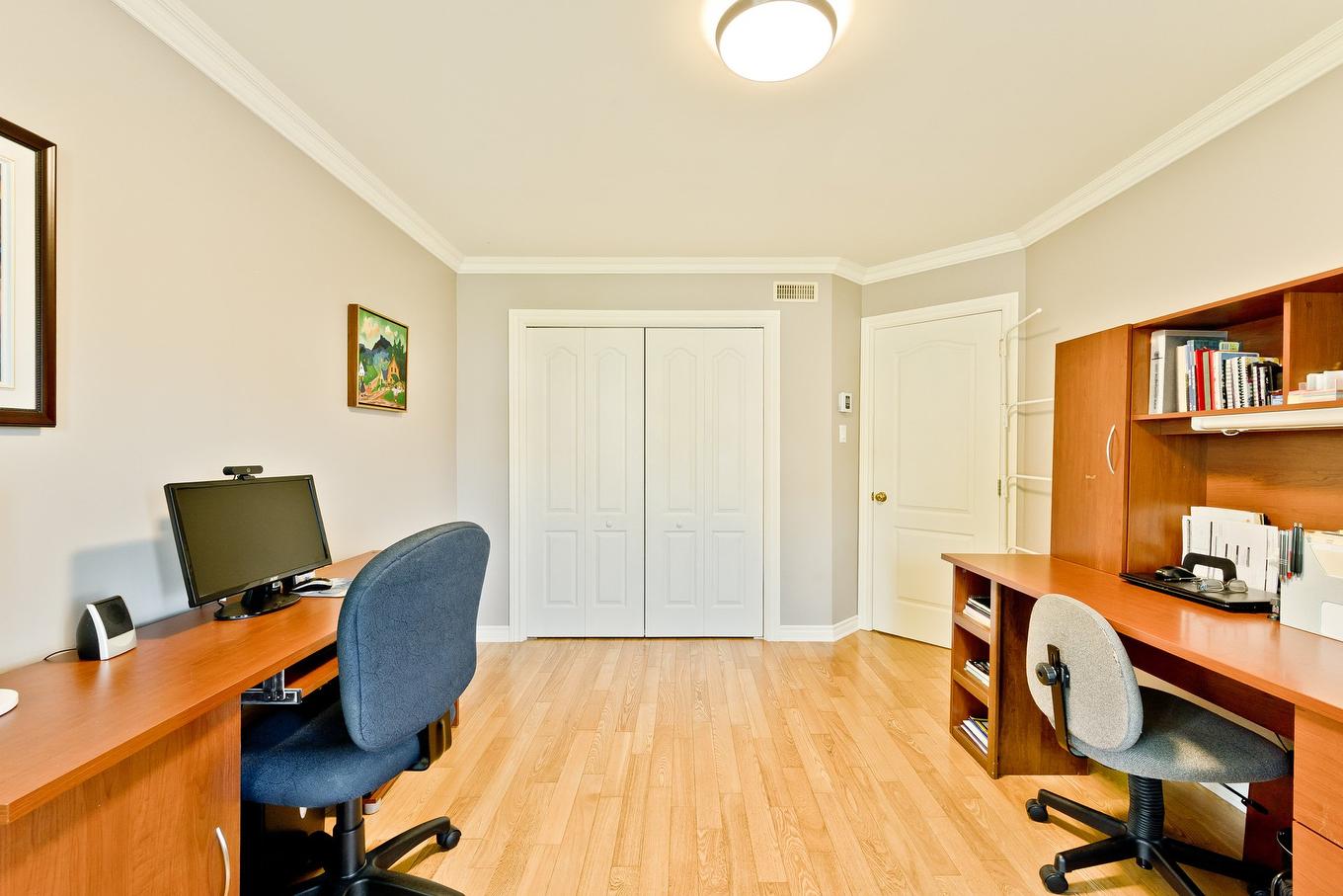 Bedroom - 265 Rue Rolland-Dion, Magog, QC - Indoor Photo Showing Office
