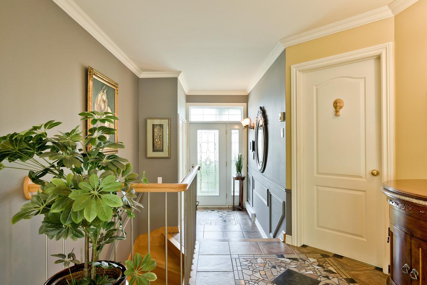 Hall - 265 Rue Rolland-Dion, Magog, QC - Indoor Photo Showing Other Room