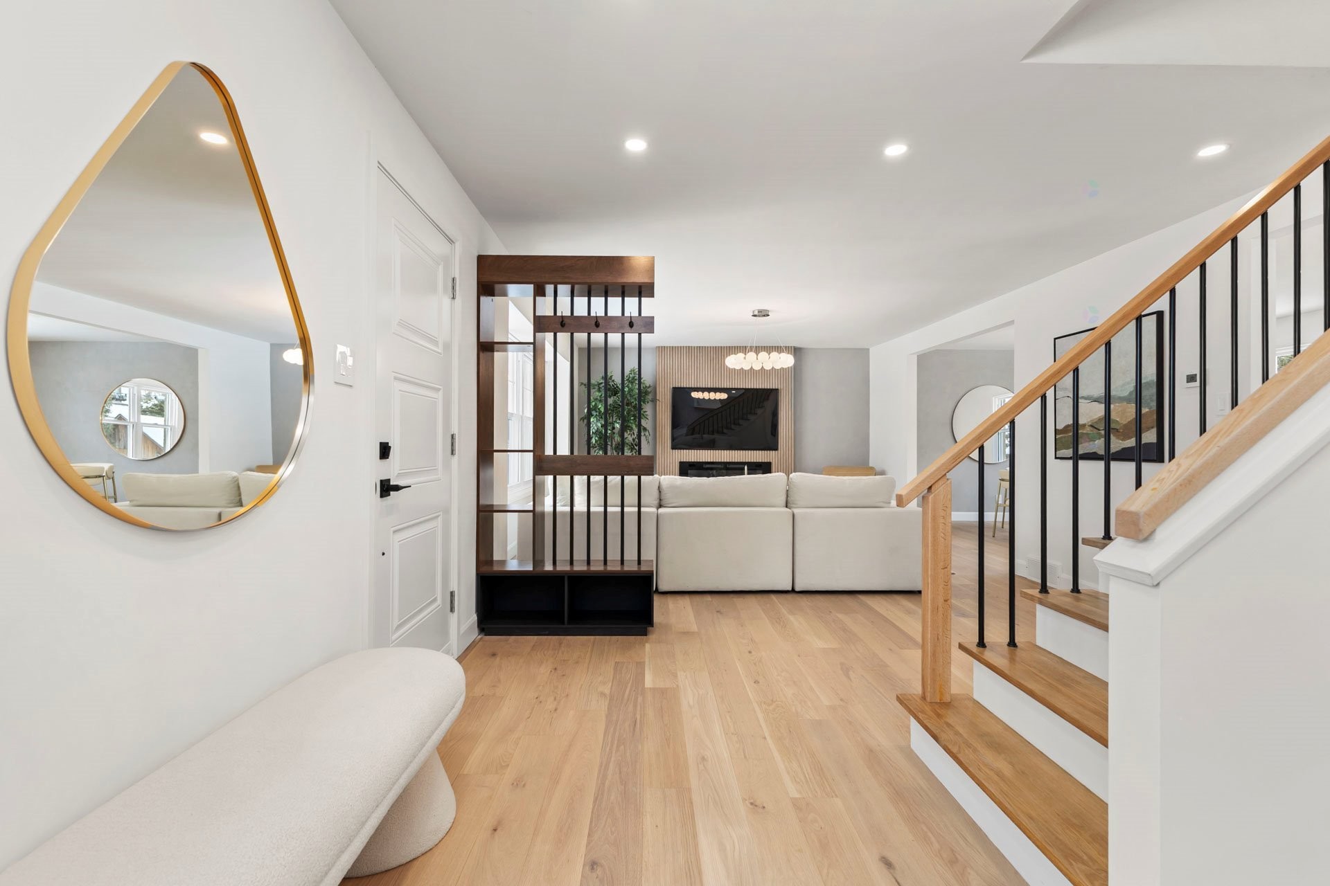 Mud Room - 94 Av. Fieldsend, Beaconsfield, QC - Indoor Photo Showing Other Room