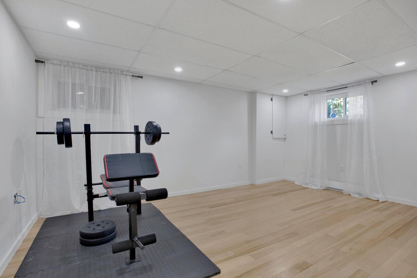 Chambre à coucher - 90 Rue Raoul-Jobin, Repentigny (Repentigny), QC - Indoor Photo Showing Other Room