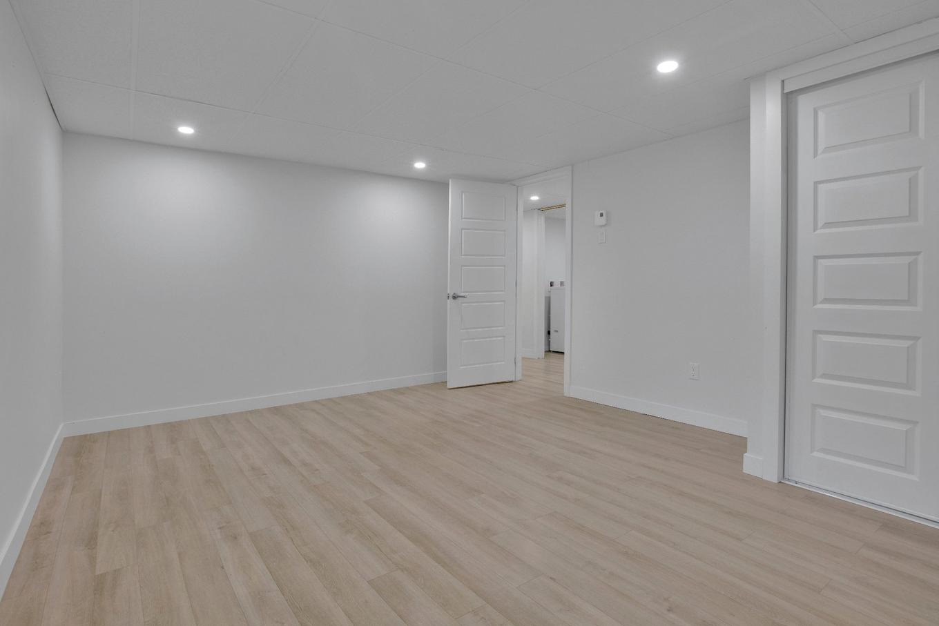 Chambre à coucher - 90 Rue Raoul-Jobin, Repentigny (Repentigny), QC - Indoor Photo Showing Other Room