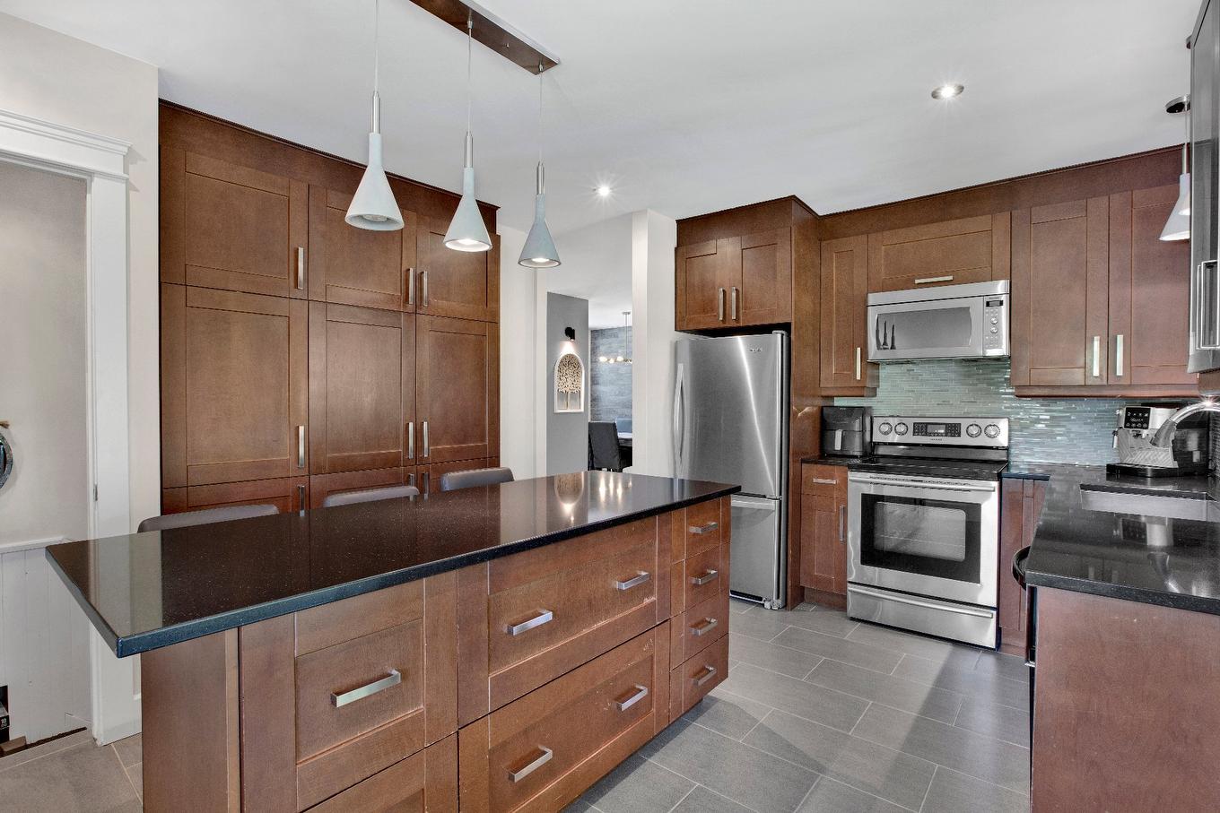 Cuisine - 90 Rue Raoul-Jobin, Repentigny (Repentigny), QC - Indoor Photo Showing Kitchen