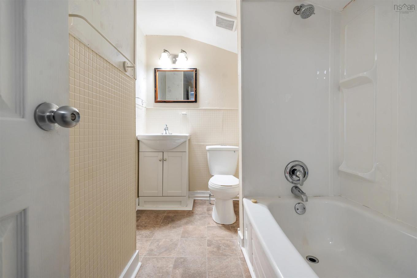 34 A & B St Mary'S Street, Antigonish, NS