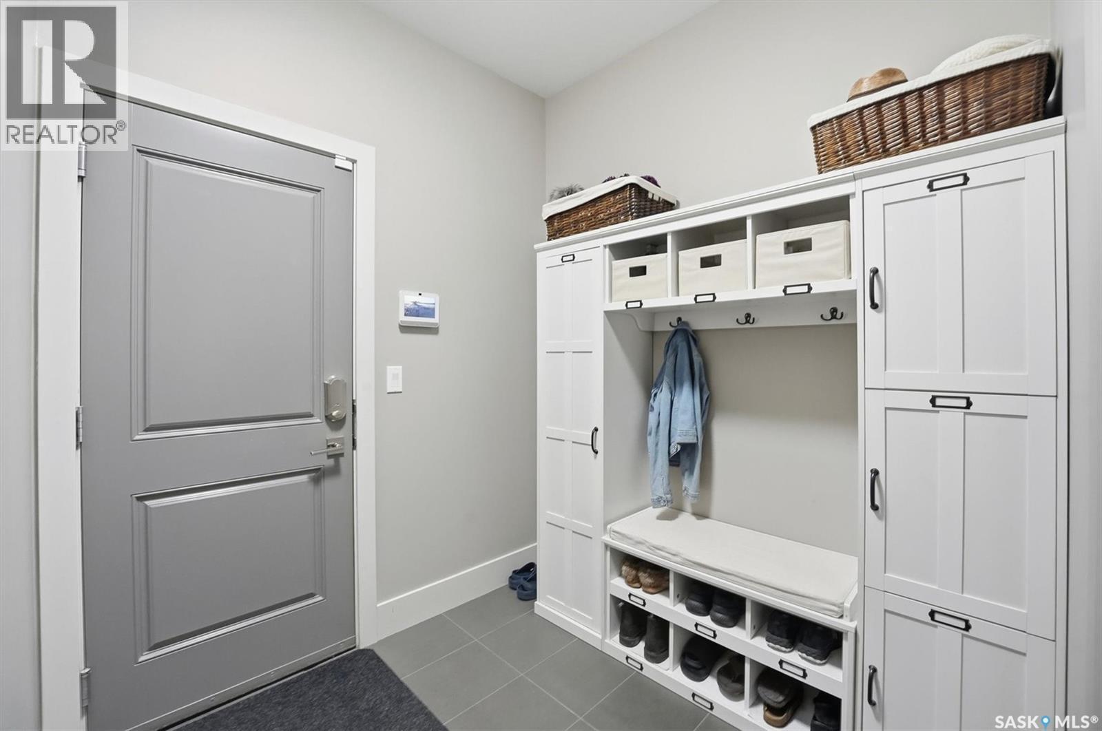 519 Bennion Terrace, Saskatoon, SK - Indoor