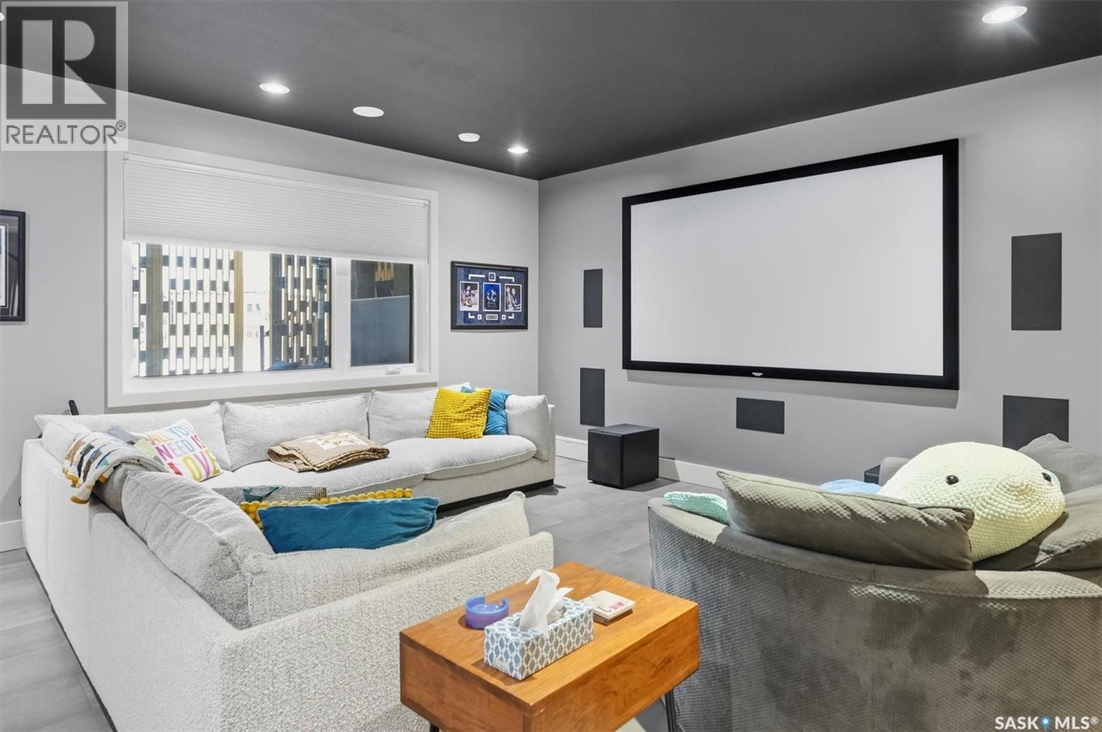 519 Bennion Terrace, Saskatoon, SK - Indoor