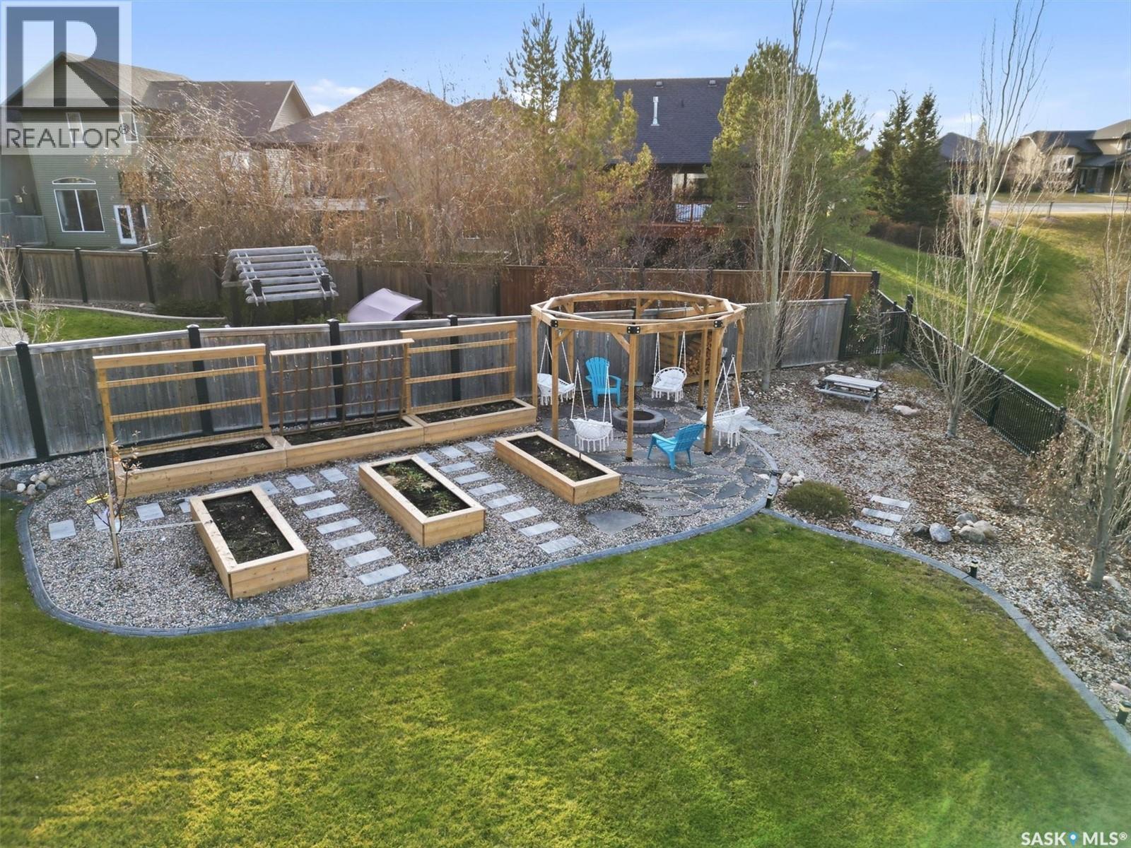 519 Bennion Terrace, Saskatoon, SK - Outdoor