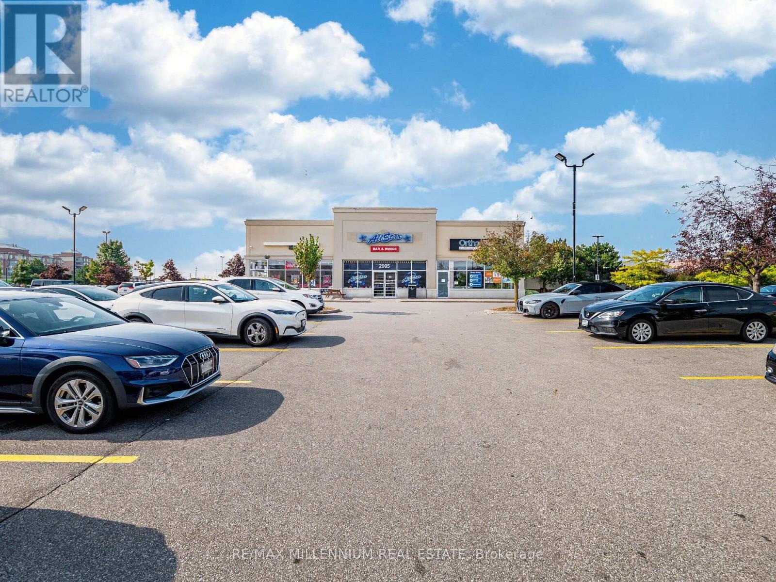 2905 Eglinton Avenue W, Mississauga, ON