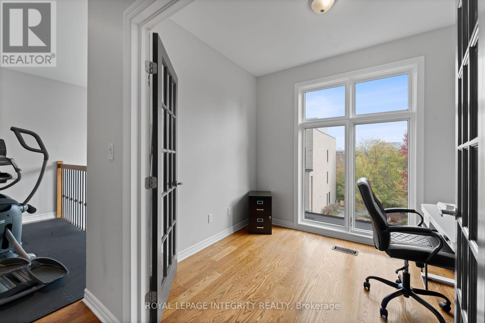 823 Petra Private, Ottawa, ON - Indoor Photo Showing Gym Room