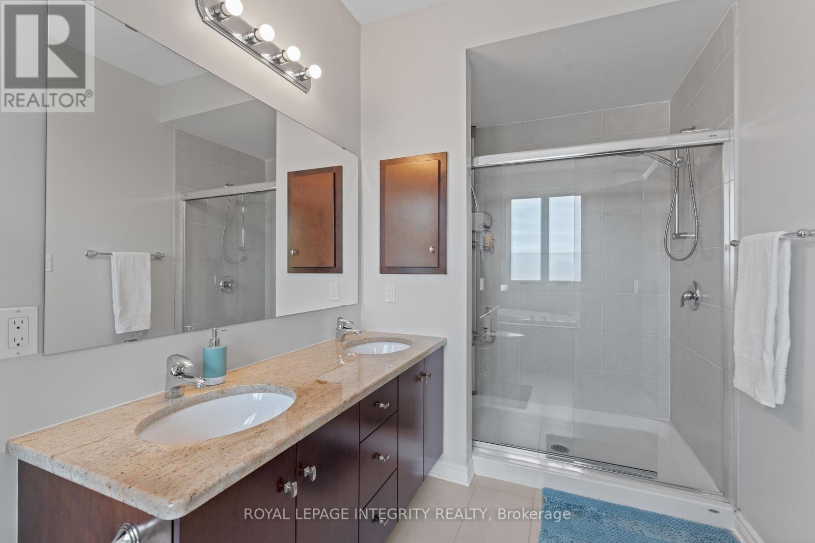 823 Petra Private, Ottawa, ON - Indoor Photo Showing Bathroom