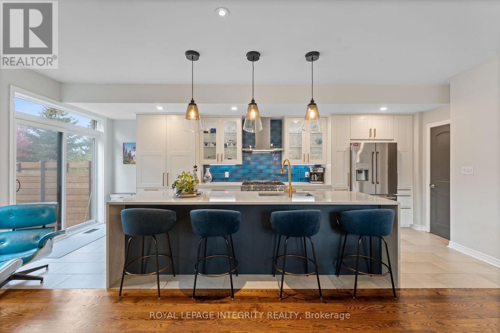 823 Petra Private, Ottawa, ON - Indoor Photo Showing Kitchen With Upgraded Kitchen