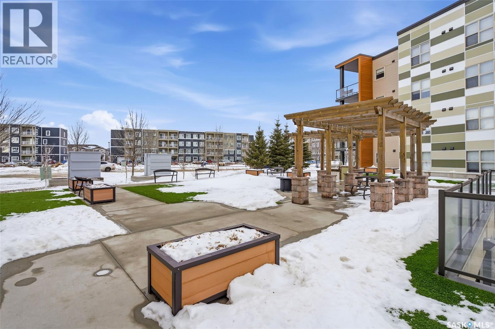 2418 5500 S Mitchinson Way S, Regina, SK - Outdoor