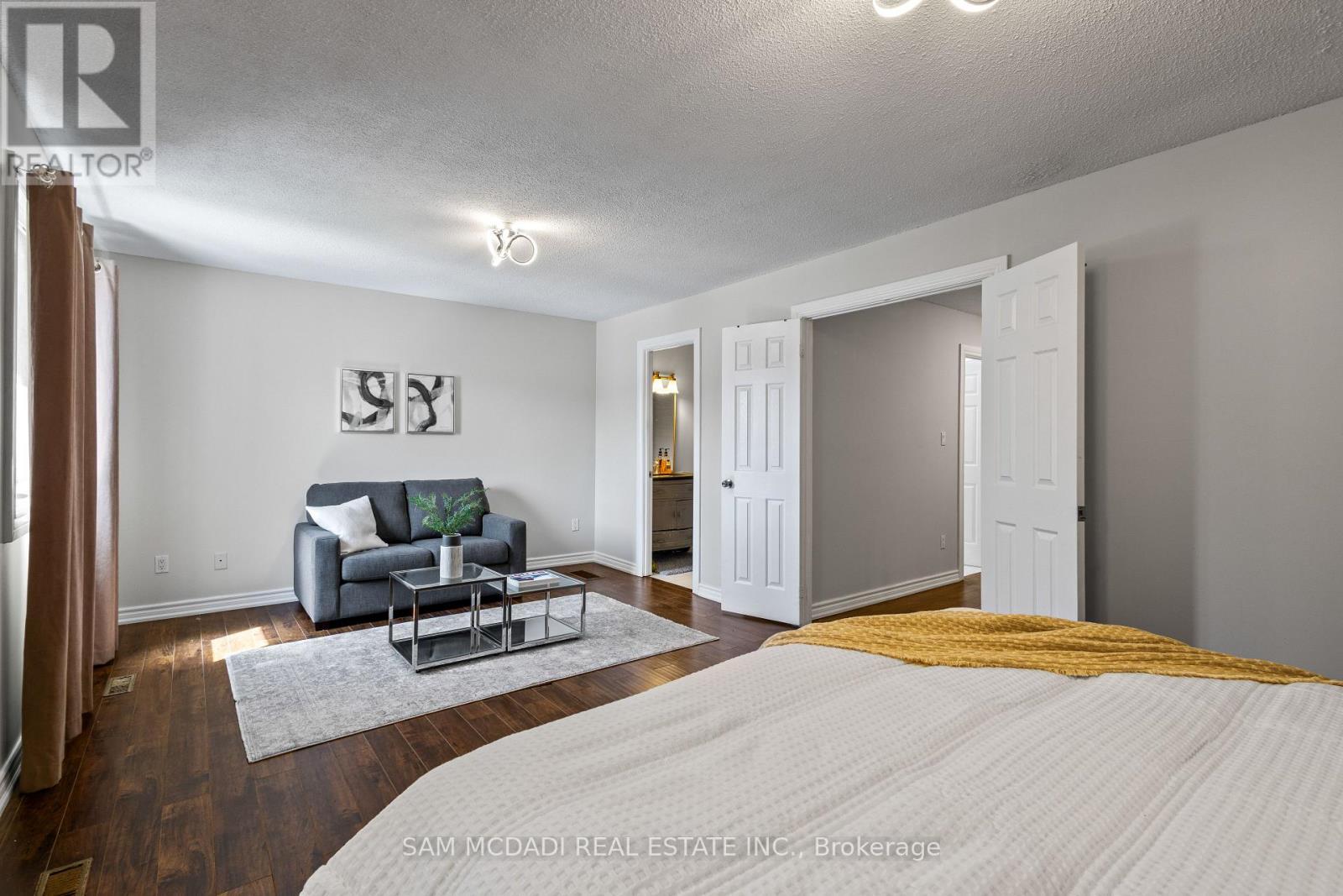 6755 Segovia Road, Mississauga, ON - Indoor Photo Showing Bedroom