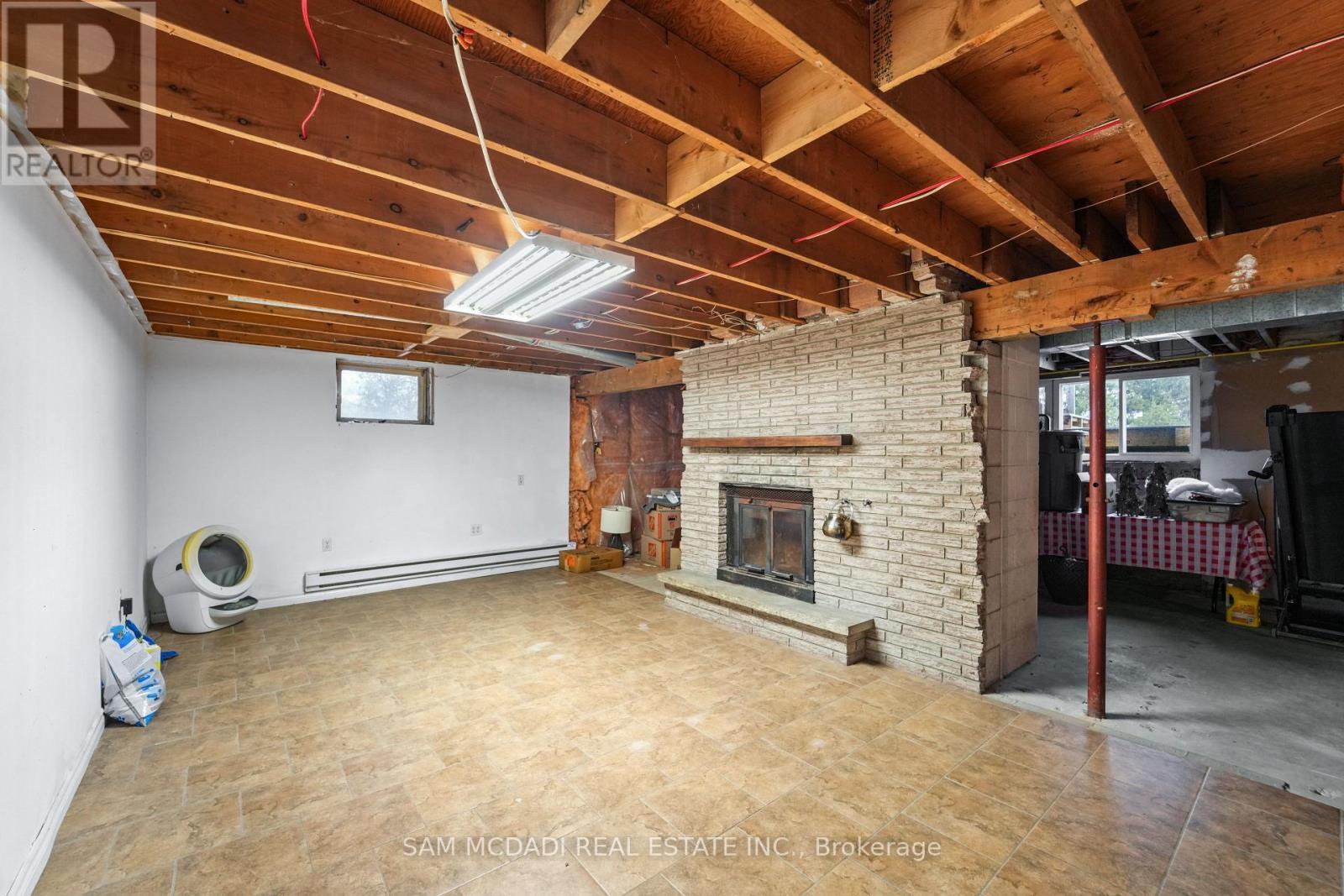 1291 Old Highway 8, Hamilton, ON - Indoor Photo Showing Basement