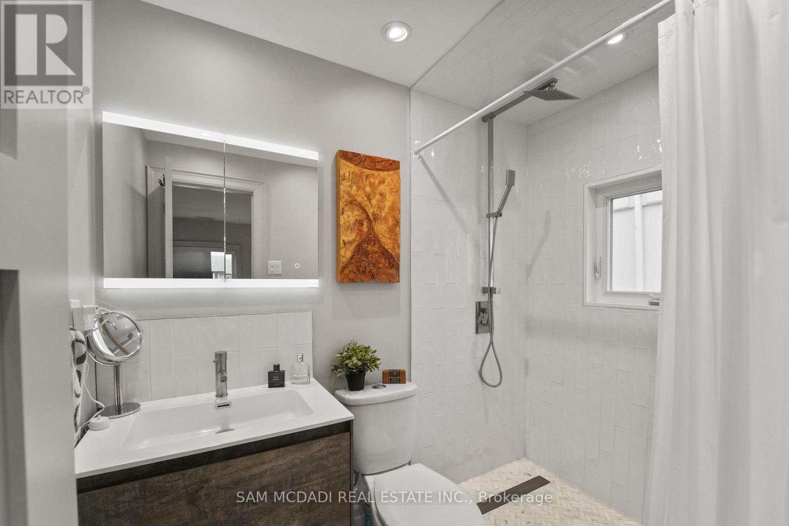 3620 Ponytrail Drive, Mississauga, ON - Indoor Photo Showing Bathroom