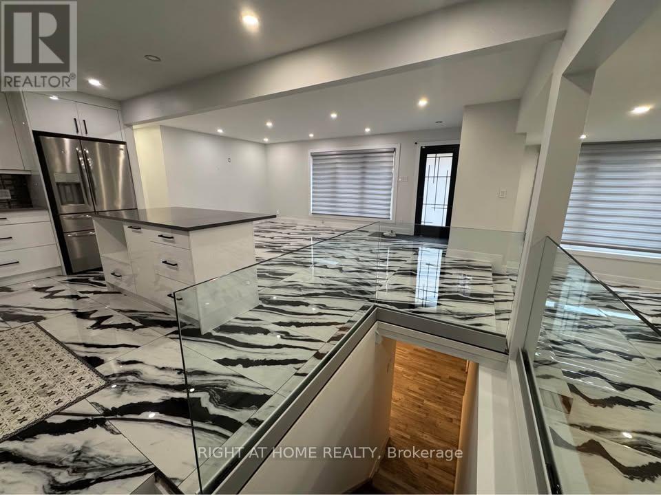 1373 Normandy Crescent, Ottawa, ON - Indoor