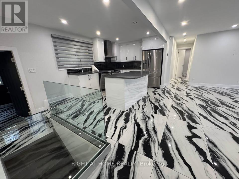 1373 Normandy Crescent, Ottawa, ON - Indoor