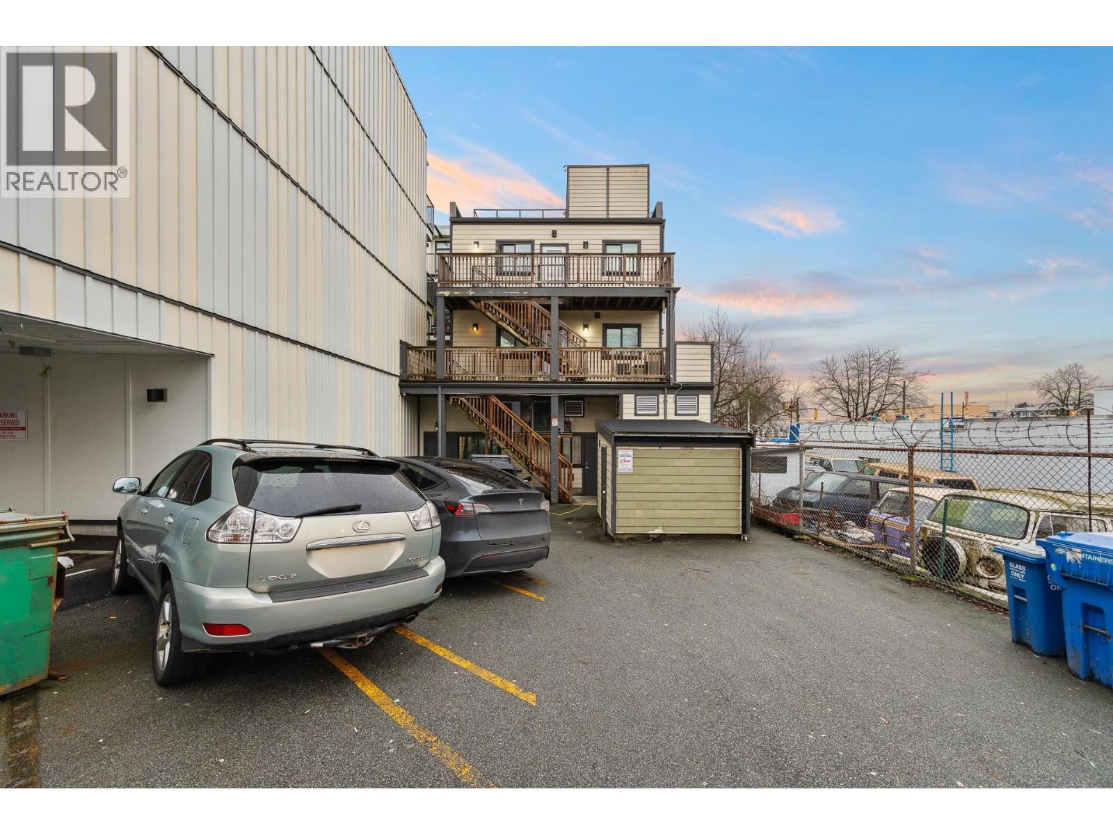 754-758 E Broadway, Vancouver, BC