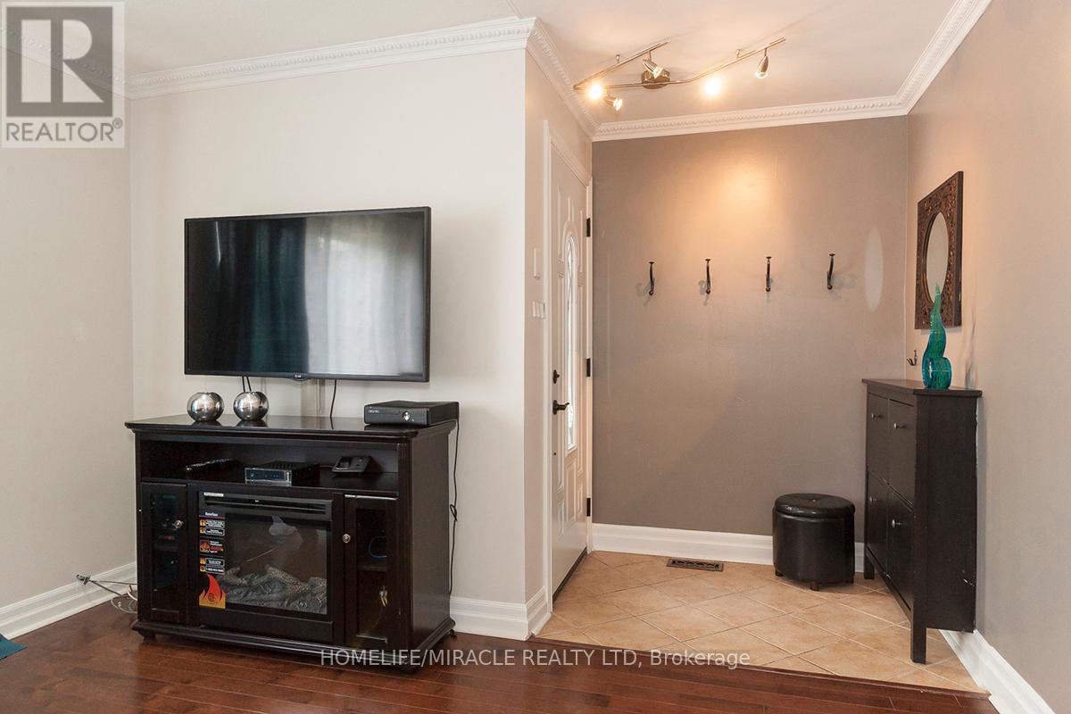 3481 Ashcroft Crescent, Mississauga, ON - Indoor Photo Showing Other Room