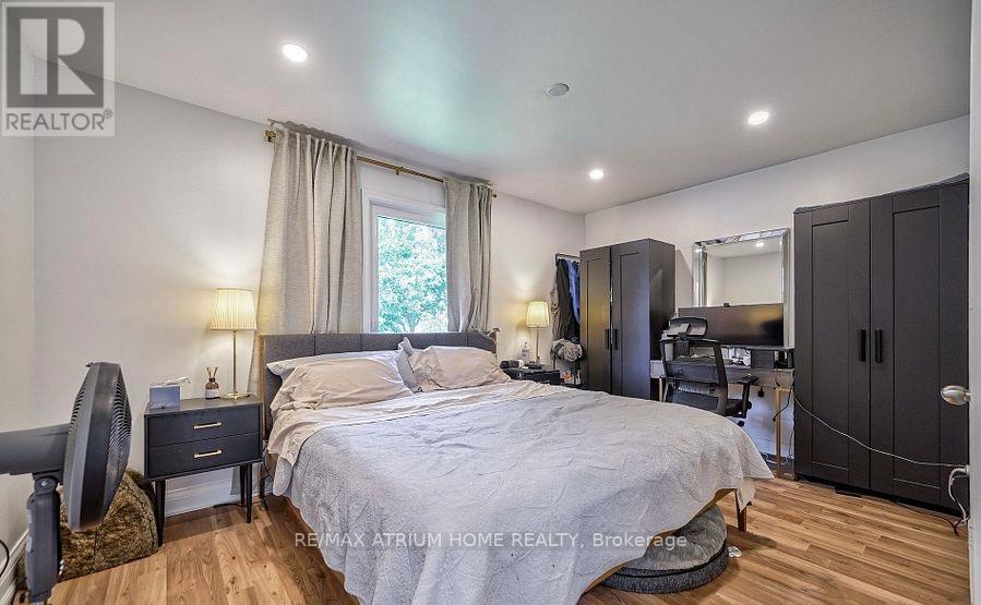 567 Atwater Avenue, Mississauga, ON - Indoor Photo Showing Bedroom