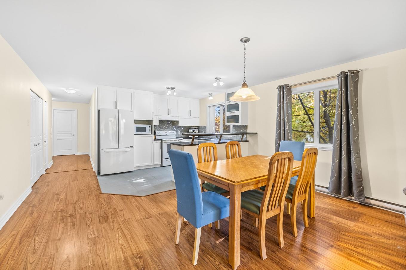 Salle à manger - 3-1310 Ch. Du Coteau-Rouge, Longueuil (Le Vieux-Longueuil), QC - Indoor Photo Showing Dining Room