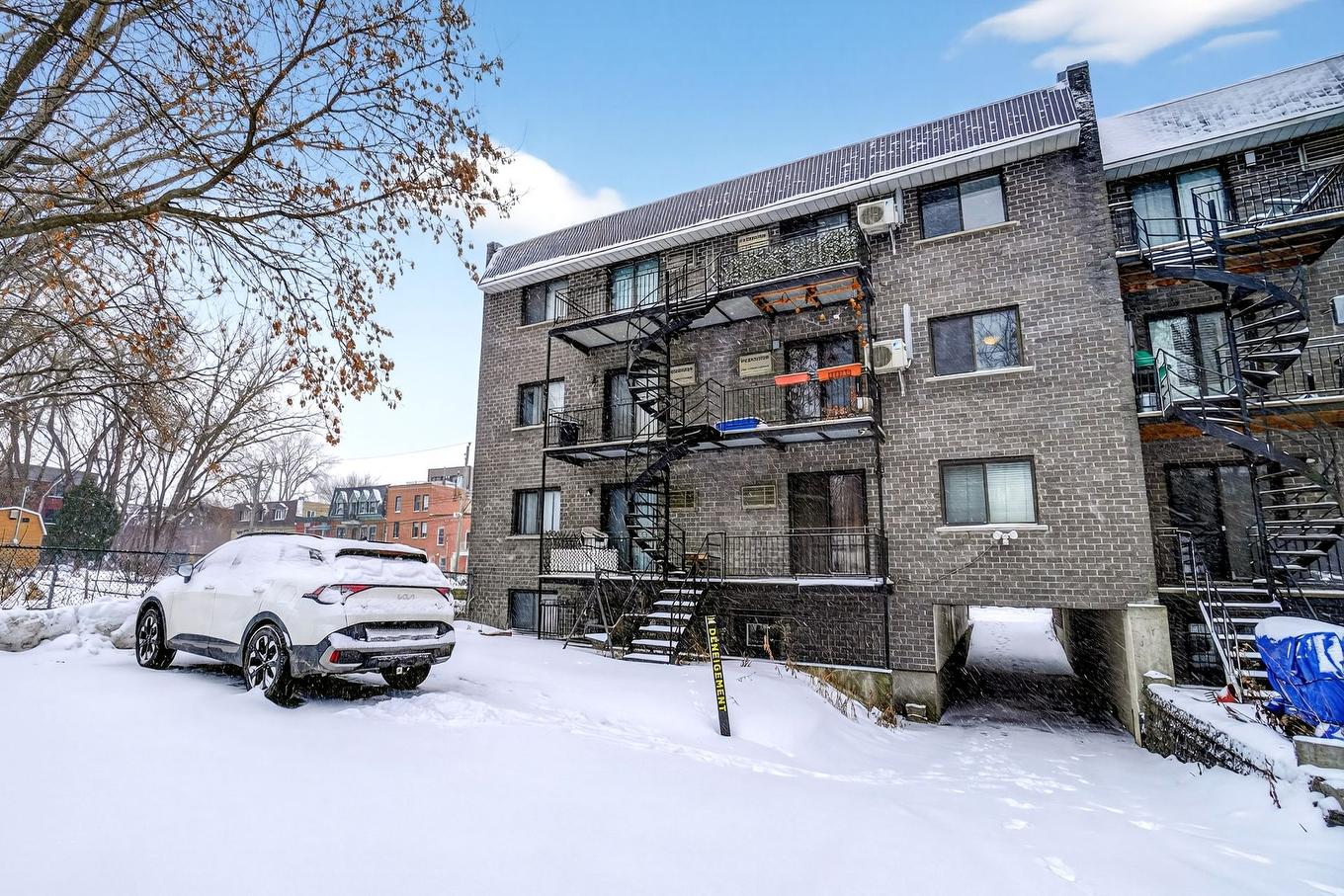 Back facade - 7-2469 Rue Knox, Montréal (Le Sud-Ouest), QC - Outdoor