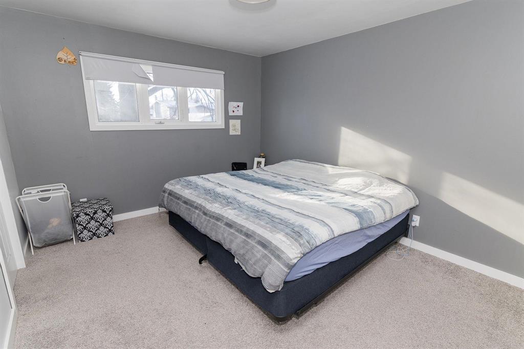 30 Bishop Bay, Carman, MB - Indoor Photo Showing Bedroom