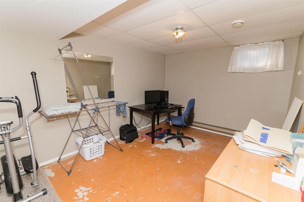 30 Bishop Bay, Carman, MB - Indoor